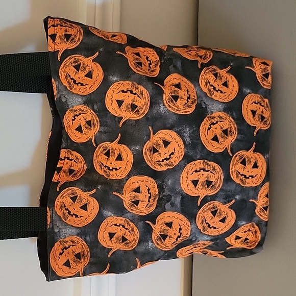 Halloween Theme Tote Bag New Never Used Sturdy Fabric & Handles 12"x12" - Picture 2 of 9